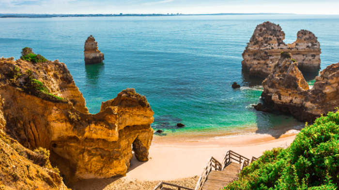 5 Reasons To Visit The Algarve