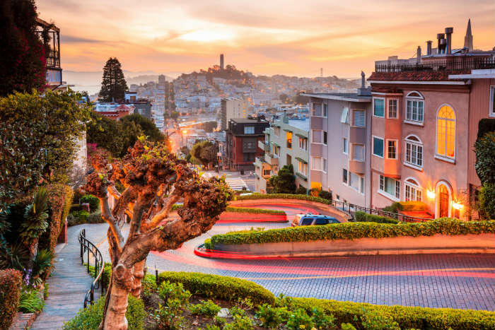 Things you need to do on a weekend in San Francisco - Lombard Street