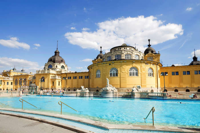 szechenyi baths in budapest